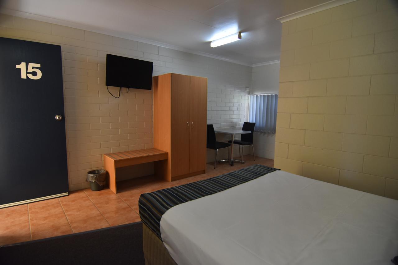 Mundubbera Billabong Motor Inn Bagian luar foto